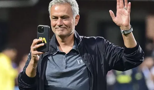 Mourinho ilk  bombayı Osimhen'le patlatıyor!