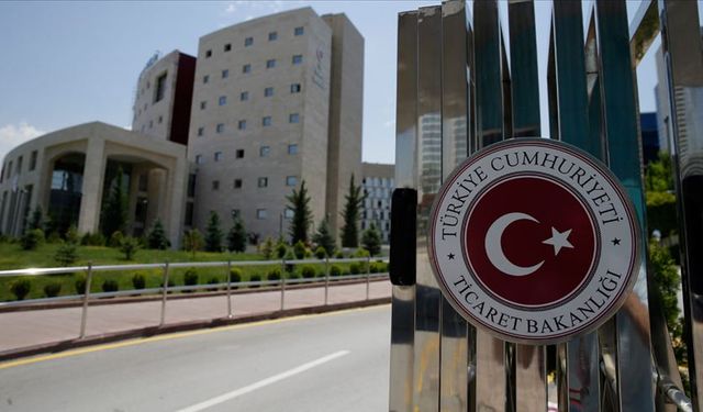 Ticaret Bakanlığı’ndan Ataşehir’de çöpe dökülen domateslere ilişkin açıklama