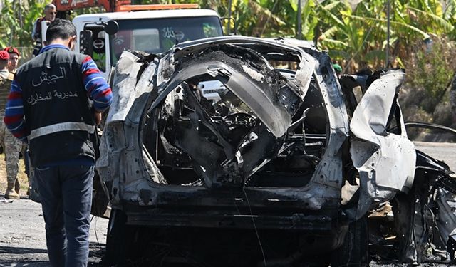 İsrail'in Lübnan'ın güneyinde bir araca düzenlediği saldırıda 1 kişi öldü
