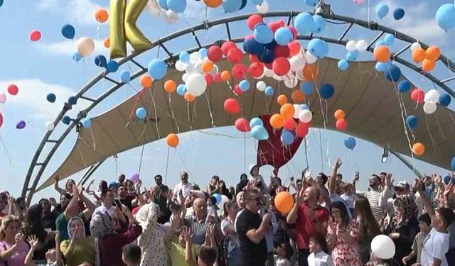 Lösemiyi yenen Kağan için gökyüzüne yüzlerce balon bıraktılar