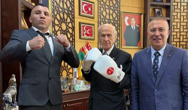 Devlet Bahçeli boks eldivenlerini taktı: Sosyal medyada gündem oldu