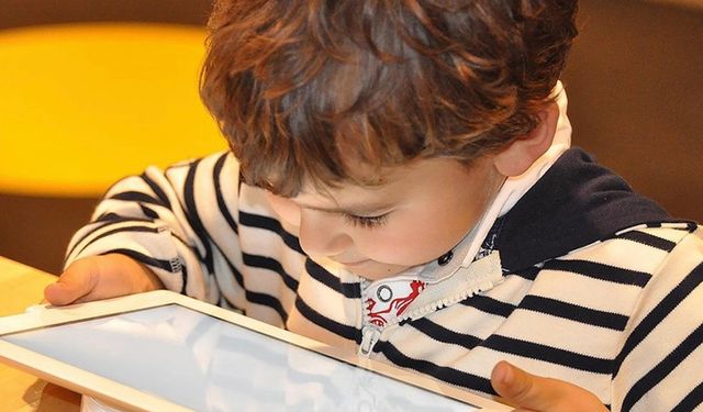 Sağlık Bakanlığından obezite ve dijital bağımlılığa karşı çocuk akademileri