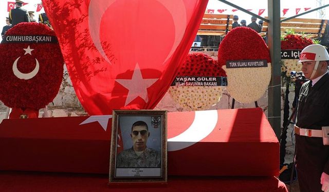 Şehit Piyade Er Eyüp Güner, Gaziantep'te toprağa verildi