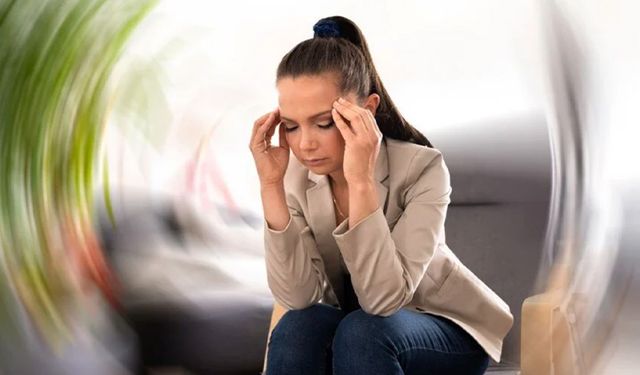 Yakın mesafeden okuma sonrası baş ağrısına dikkat!