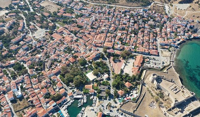 Gökçeada ve Bozcaada'da yoğun turizm sezonu sorunsuz tamamlandı