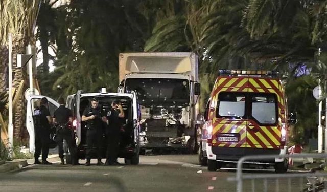 Fransa’da silahlı saldırı: Çok sayıda ölü ve yaralı