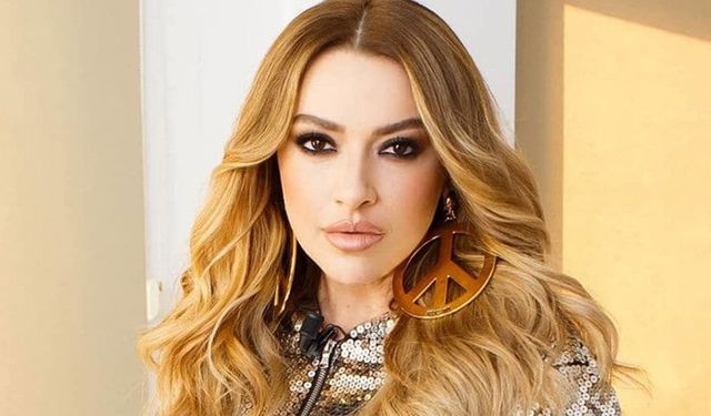 Hadise sahnede gözyaşlarını tutamadı: 'Zoruma gitti'