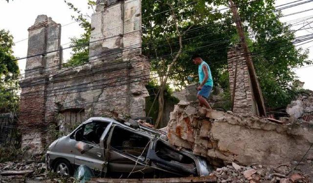 Filipinler'deki şiddetli deprem 20 bin kişiyi evsiz bıraktı: 72 can aldı!