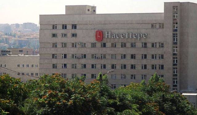 Hacettepe'de yemek zammına isyan eden öğrencilere müdahale: Çok sayıda gözaltı var!