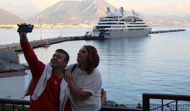 Antalya yabancı turist sayısında yeni rekora koşuyor