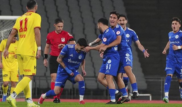 Süper Lig'in dördüncüsü Göztepe, İkinci Lig ekibi Beyoğlu Yeni Çarşı'ya elendi