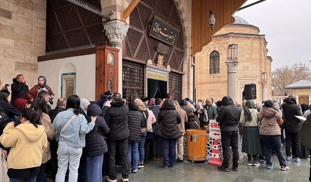 Mevlana Müzesi'nde "Şebiarus" yoğunluğu yaşanıyor