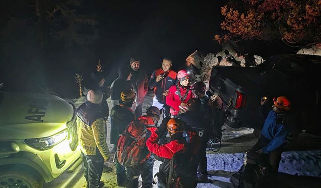 Adana’da dağcıların imdadına AFAD yetişti