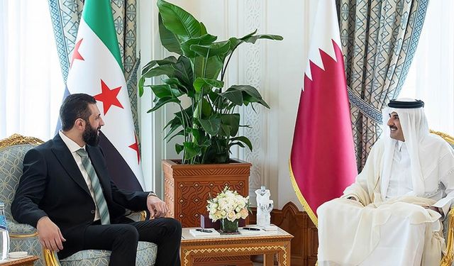 Suriye Cumhurbaşkanı Şara, Doha'da Katar Emiri Al Sani ile görüştü
