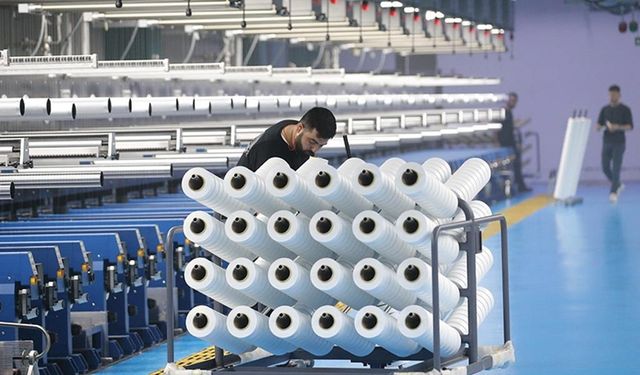 Niğde'de ilk fazı tamamlanan tesiste yıllık 7 bin ton likra üretiliyor
