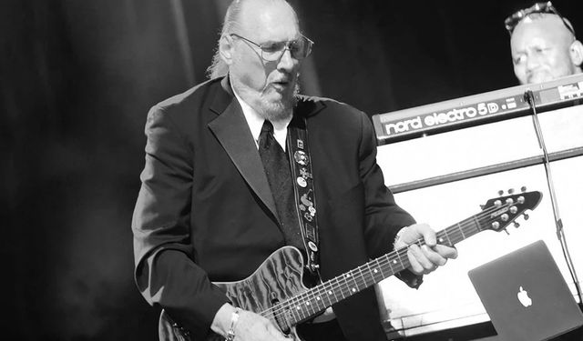 Efsanevi gitarist Steve Cropper hayatını kaybetti