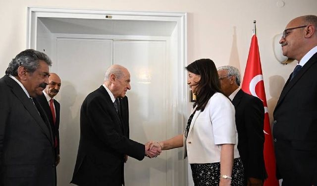 DEM Parti İmralı Heyeti'nden MHP lideri Bahçeli'ye sürpriz ziyaret