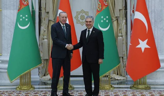 Cumhurbaşkanı Erdoğan Türkmenistan'a gitti
