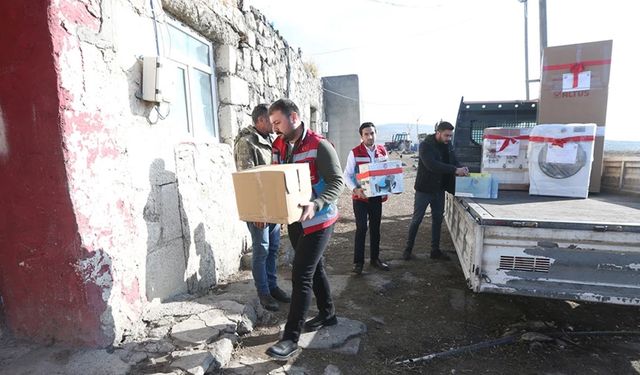 Kars Belediyesi’nden yeni evlilere dev destek