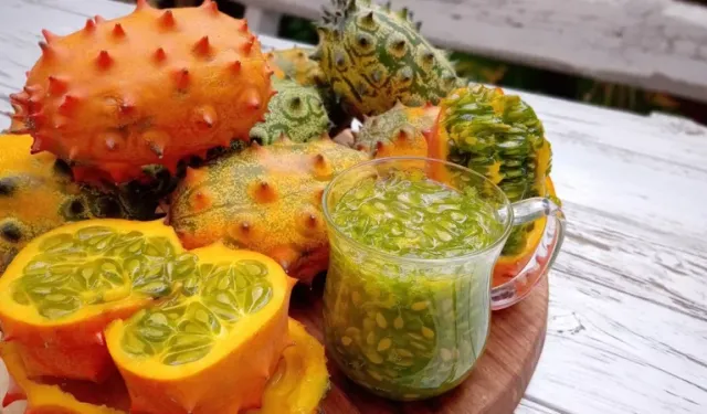 Kiwano nasıl yenir, nasıl kesilir? Kiwano meyvesi faydaları neler, hamilelikte yenir mi?