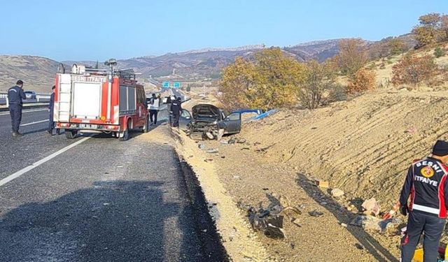 Adıyaman'da otomobil şarampole yuvarlandı