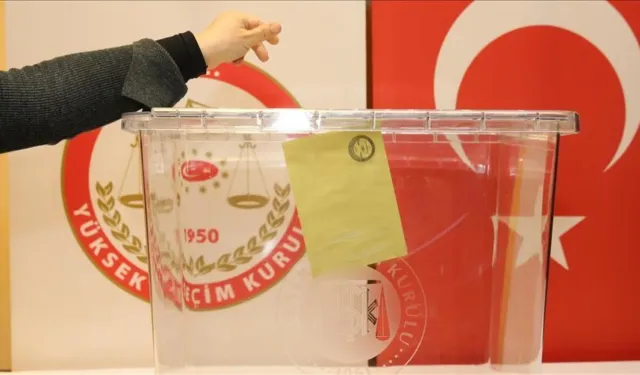 3 ilde seçim bugün! Vatandaşlar oy vermeye başladı