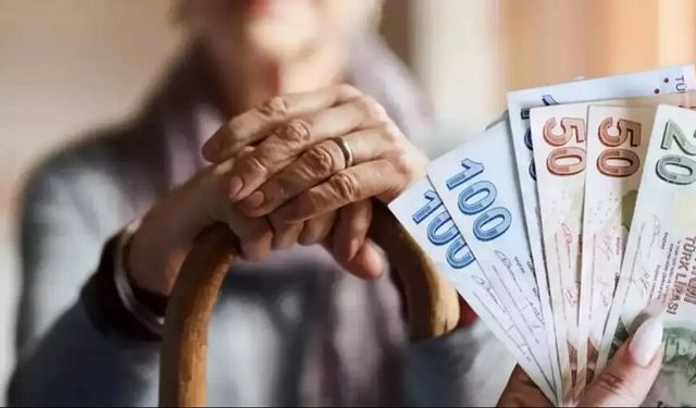 Emekliye bayram ikramiyesi şoku! Zam beklenirken 4 bin TL kararı çıktı