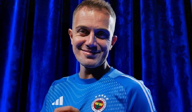 Mert Günok yuvaya döndü: Fenerbahçe'yle anlaştı