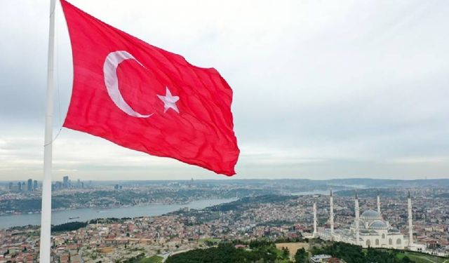 Türk bayrağı saldırısında 69 gözaltı, 8 tutuklama