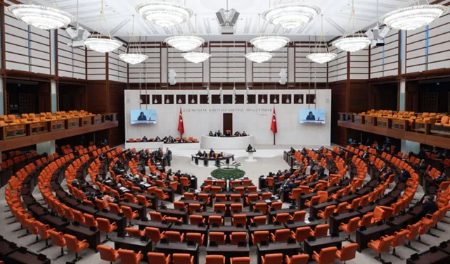 Bunu yapan milletvekilerine maaş kesintisi ve Meclis'e giriş yasağı geliyor!