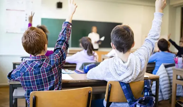 Özel okul fiyatları zirve yaptı, aileler çözümü yurtdışında arıyor