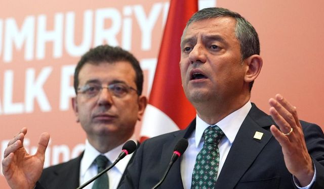 Selvi’den CHP kulisi: Özgür Özel öne çıkınca İmamoğlu 'Adaylığım sürüyor' dedi