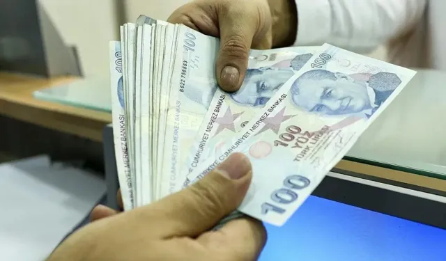 Devlet bankasından 100 bin lira kredi çeken ne kadar ödeyecek açıklandı!