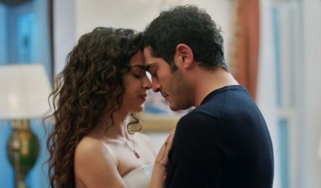 Burak Deniz ve Su Burcu Yazgı Coşkun’lu 'Bir Gece Masalı' Meksika yolcusu