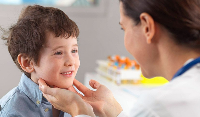 Çocuklarda lenf bezi büyümesinin işaretlerine dikkat!