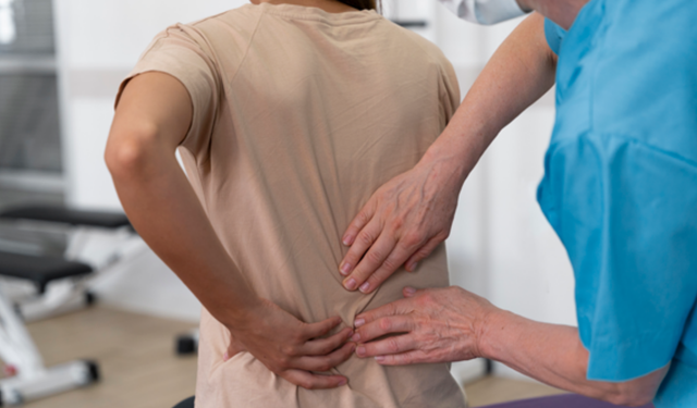 Vücudun en hızlı yaşlanan organı: Omurga