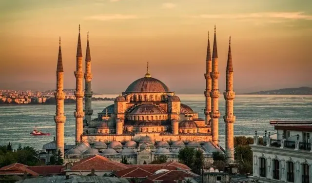 Öğle ezanı kaçta okunacak? 22 Şubat 2026 Öğle namazı saat kaçta? İşte öğle ezanı ve öğle namazı saati