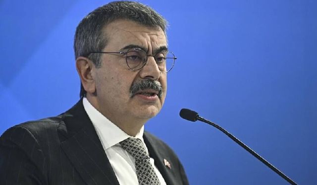 Bakan Tekin, 'Laiklik Bildirisi'ni yargıya taşıdı: 'Cadılar Bayramı kutlamak sorun olmuyor'