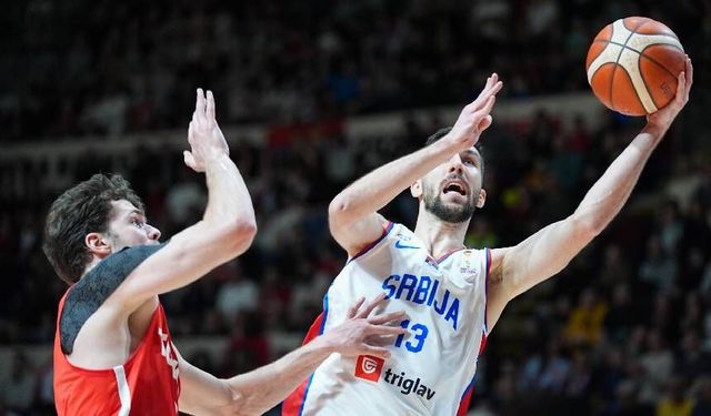 12 Dev Adam, Dünya Kupası elemelerinde Sırbistan engelini 82-78'le aştı