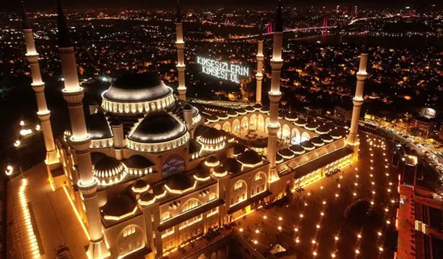 Bu sene Kadir Gecesi ne zaman? 2026 Kadir Gecesi hangi gün idrak edilecek? İşte tarihi