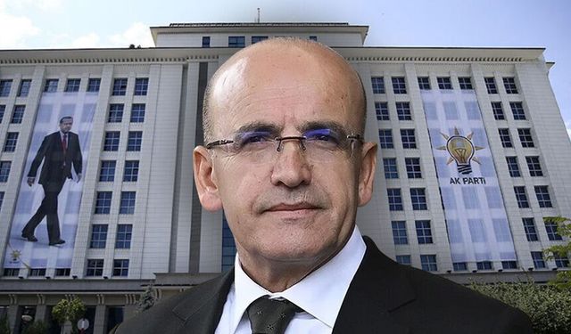 Ekonomi yönetimi AK Parti’yi ikiye böldü: Mehmet Şimşek istifanın eşiğinde mi?