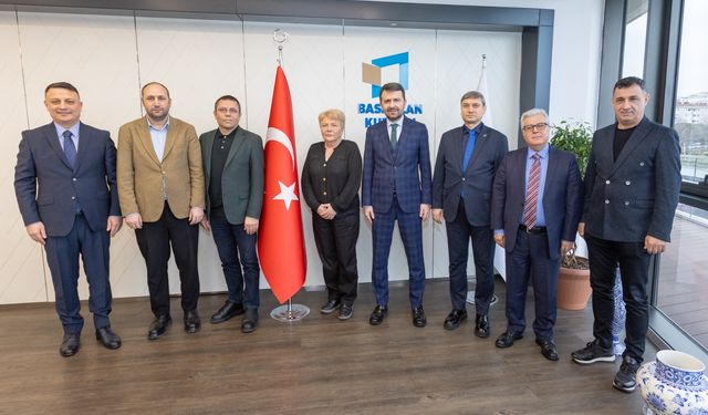 Gazete sahipleri BİK Genel Müdürü Abdulkadir Çay ile buluştu: Sektörün geleceği konuşuldu