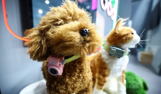 O telefon açılacak! Kediler ve köpekler için akıllı telefon... Sizi arayabilecek