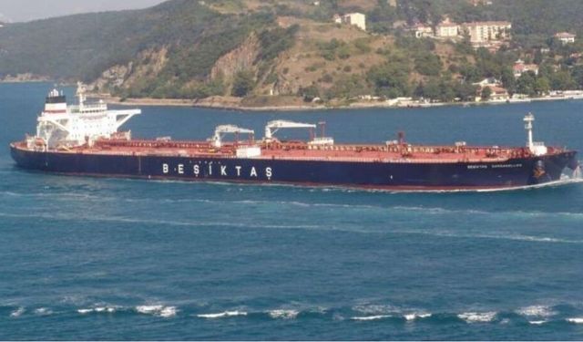 Karadeniz'deki gemide patlama yaşanmıştı: Ulaştırma Bakanı'ndan açıklama geldi