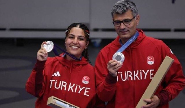 Milli atıcılar Şevval İlayda Tarhan ile Yusuf Dikeç, Avrupa 2'ncisi