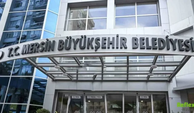 Mersin Belediyesi'ne operasyon: Gözaltına alınan şüpheliler adliyeye sevk edildi