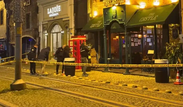 İzmir'de silahlı saldırı: Shell Türkiye Müdürü ile mekan sahibi hayatını kaybetti!