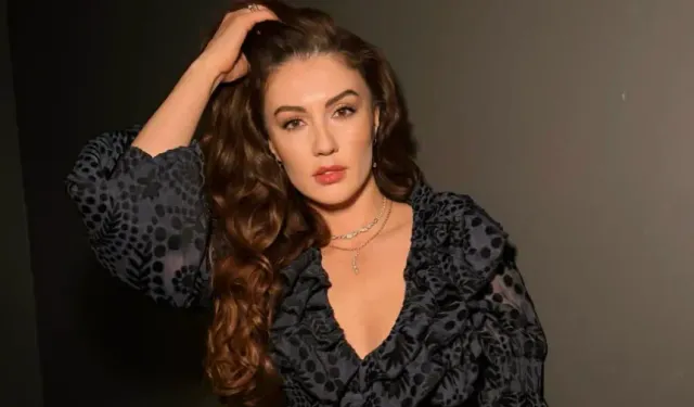 Burcu Özberk’ten radikal karar! Oyunculuğu bırakıyor mu?