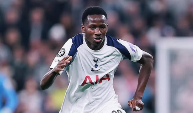 Devre arasında babası engel olmuştu! Galatasaray Sarr için yeniden masada