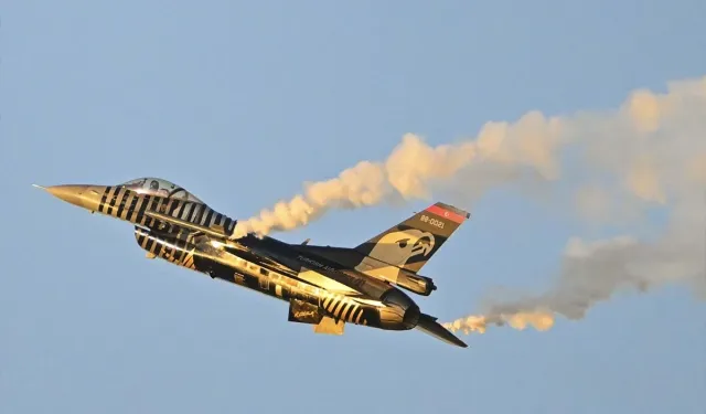 23 Nisan SOLOTÜRK gösterisi nerede, saat kaçta olacak? 23 Nisan SOLOTÜRK gösterisi yeri ve tarihi